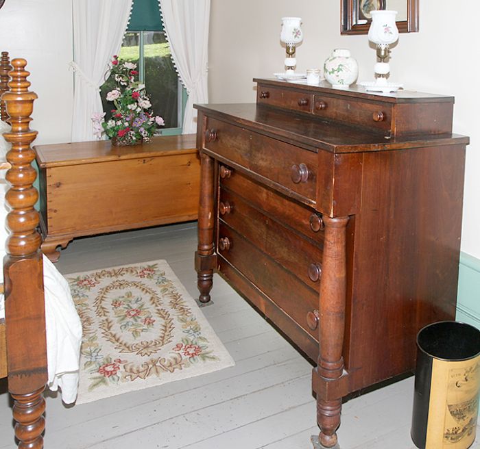 Memorial Day Auction Contents of old Jonesborough house, Lamp and Clock collection, and Much more - 1930.jpg