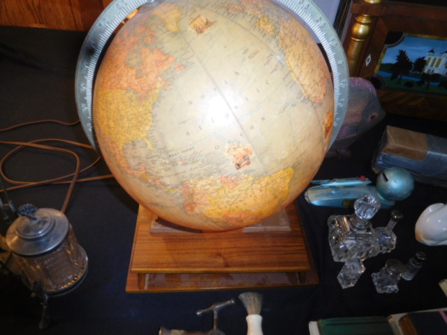 Memorial Day Auction Contents of old Jonesborough house, Lamp and Clock collection, and Much more - DSCN0073.JPG