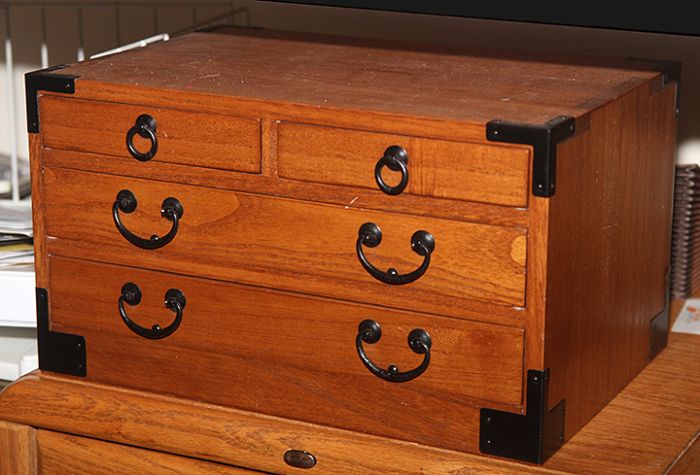 Anne Brading Estate Auction - 8328.jpg